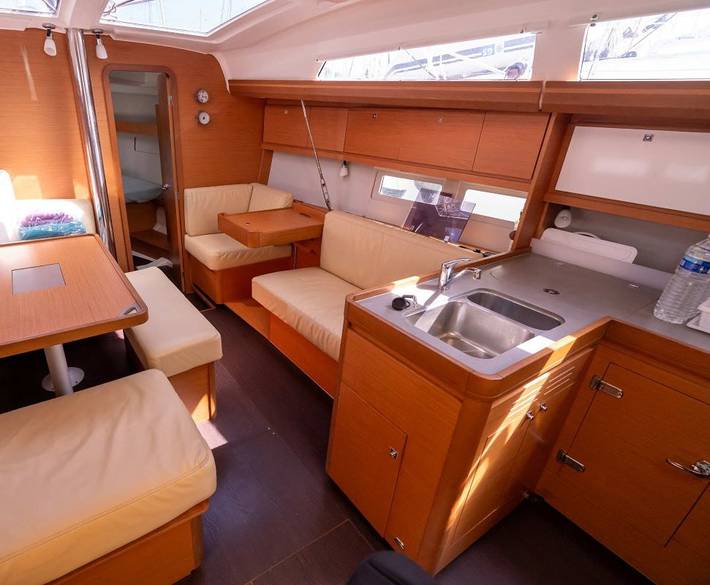 Bateau pour 4 personnes dans Port Pin Rolland - 3