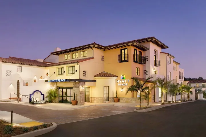 Hotel para 2 personas, con jacuzzi y terraza - 1