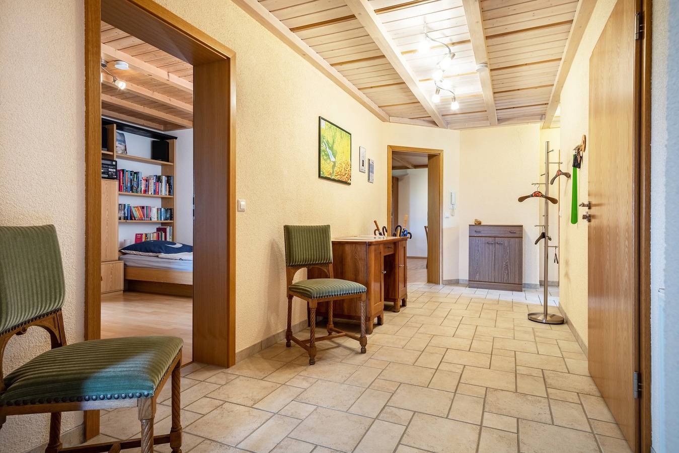 Ganze Wohnung, Ferienwohnung 'Urlaub auf dem Hirschhof Stehle' mit Bergblick, Wlan und Garten in Waldburg, Region Bodensee-Oberschwaben