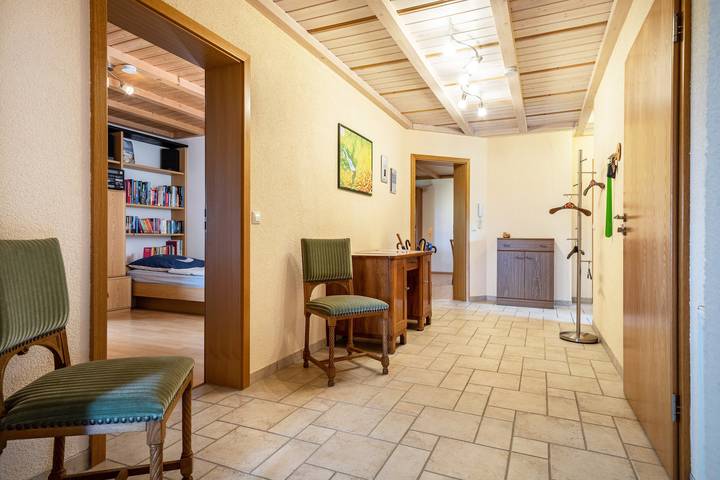 Ganze Wohnung, Ferienwohnung 'Urlaub auf dem Hirschhof Stehle' mit Bergblick, Wlan und Garten in Waldburg, Region Bodensee-Oberschwaben