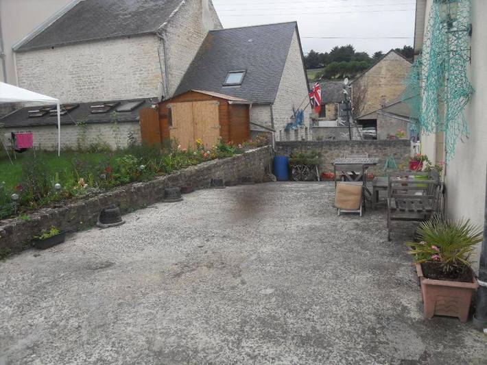 Location de vacances pour 6 personnes, avec jardin et terrasse à Port-en-Bessin-Huppain - 4