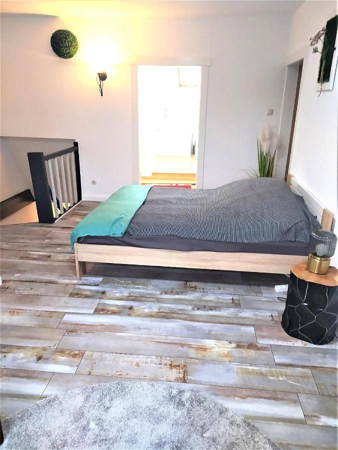 Ganze Wohnung, Schöne geräumige ganze Wohnung als Unterkunft in Bergen (Niedersachsen), Landkreis Celle