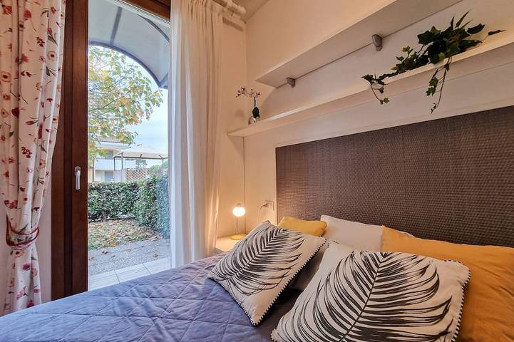 Ferienpark für 5 Personen, mit Terrasse und Garten sowie Pool, mit Haustier in Bibione - 3
