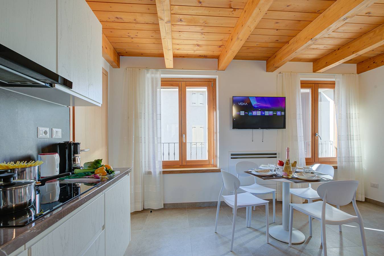 Ganze Wohnung, Residenza Lugana Pool & Garden in Peschiera Apt 3 in Peschiera del Garda, Gardasee-Berge