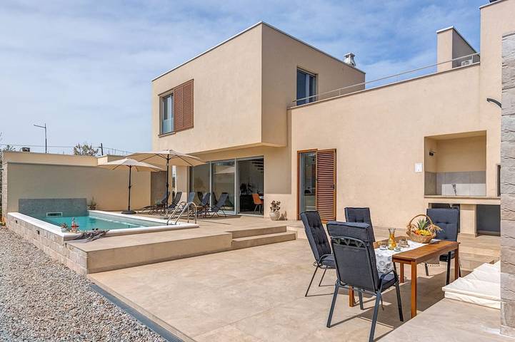 Ferienhaus für 8 Personen, mit Balkon - 1