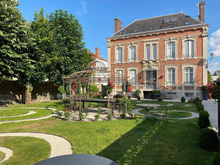 Maison de vacances pour 2 personnes, avec Jardin à Troyes