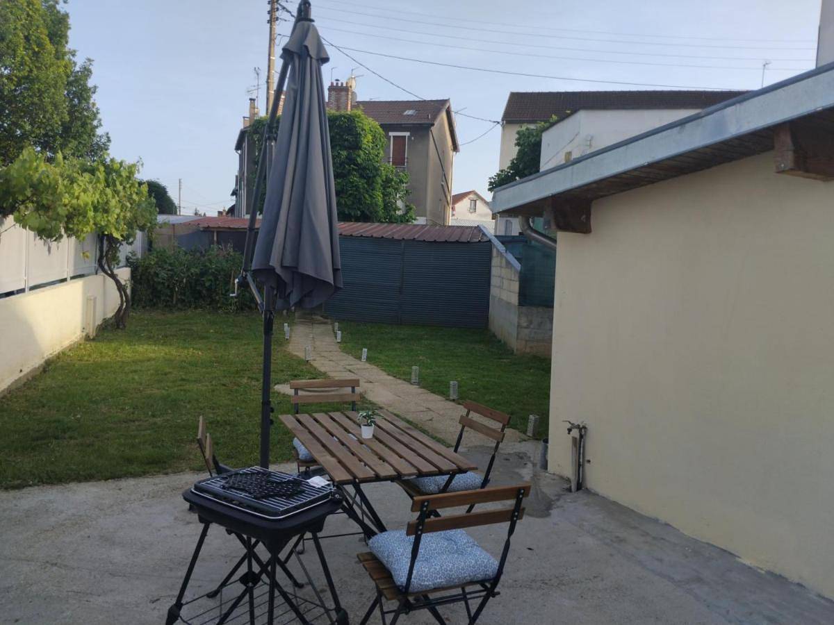 Appartement entier, Iglu in Villeneuve-le-Roi, Val-de-Marne