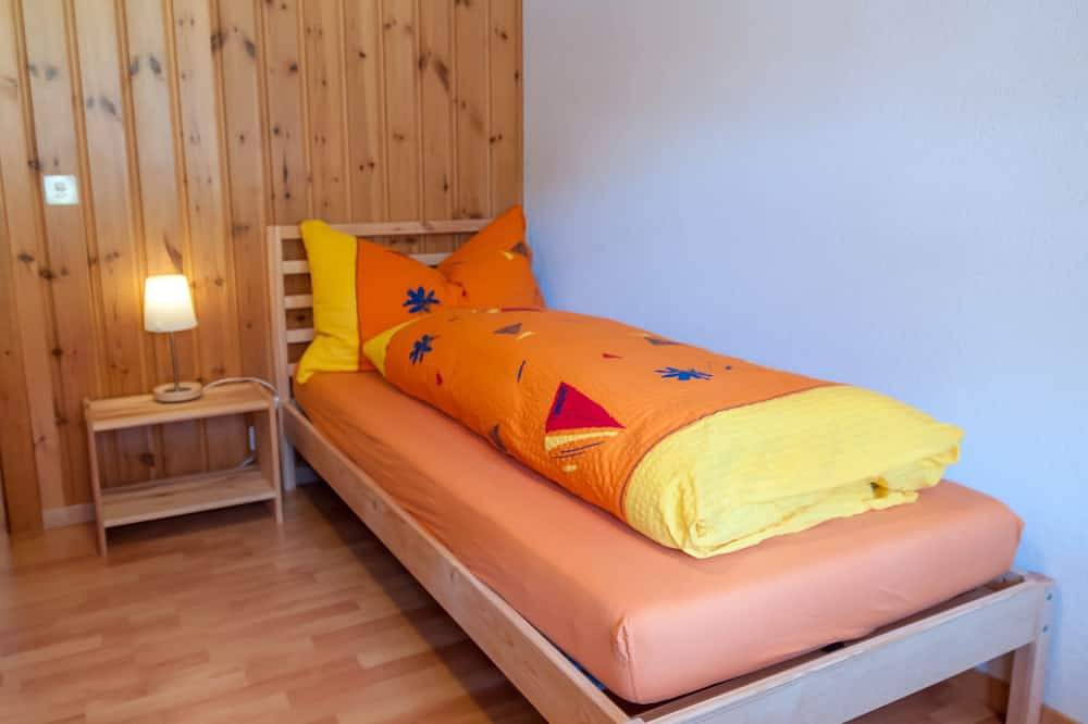 Ganze Wohnung, Grosse Ferienwohnung am Dorfrand des Bergdorfes Binn, viele Wandermöglichkeiten in Binn, Goms