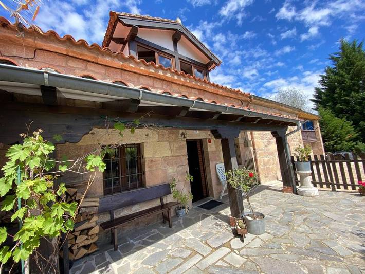 Casa rural para 6 personas, con vistas en Valdáliga