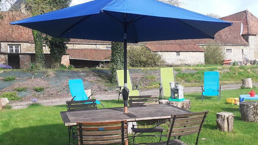 Location de vacances pour 4 personnes, avec terrasse ainsi que jardin et vue à Baincthun - 2