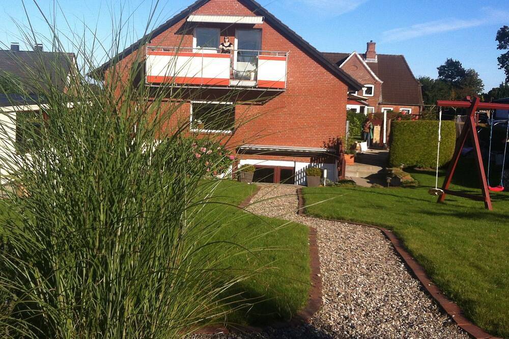 Ganze Wohnung, Fewo, 4 Pers. Ostsee-Schlei, Garten, Gartenhaus, kinderfreundlich, Carport. in Pommerby (Damp), Damp