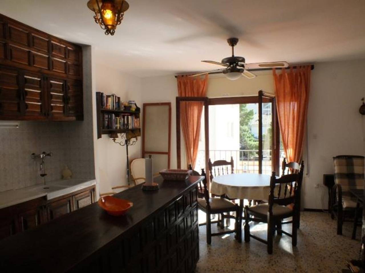 Appartement entier, Appartement Confortable à Roses, 1 Chambre, Proche Plage, Terrasse Idéale pour 2/3 Personnes in Santa Margarida, Roses