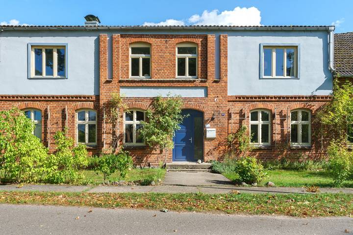Ferienwohnung für 9 Personen, mit Garten