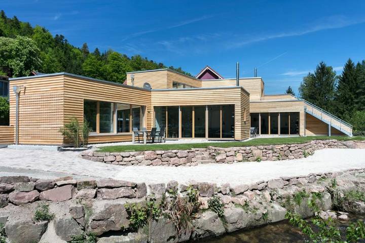 Ferienwohnung für 6 Personen, mit Balkon und Terrasse sowie Garten und Ausblick in Bad Herrenalb - 3