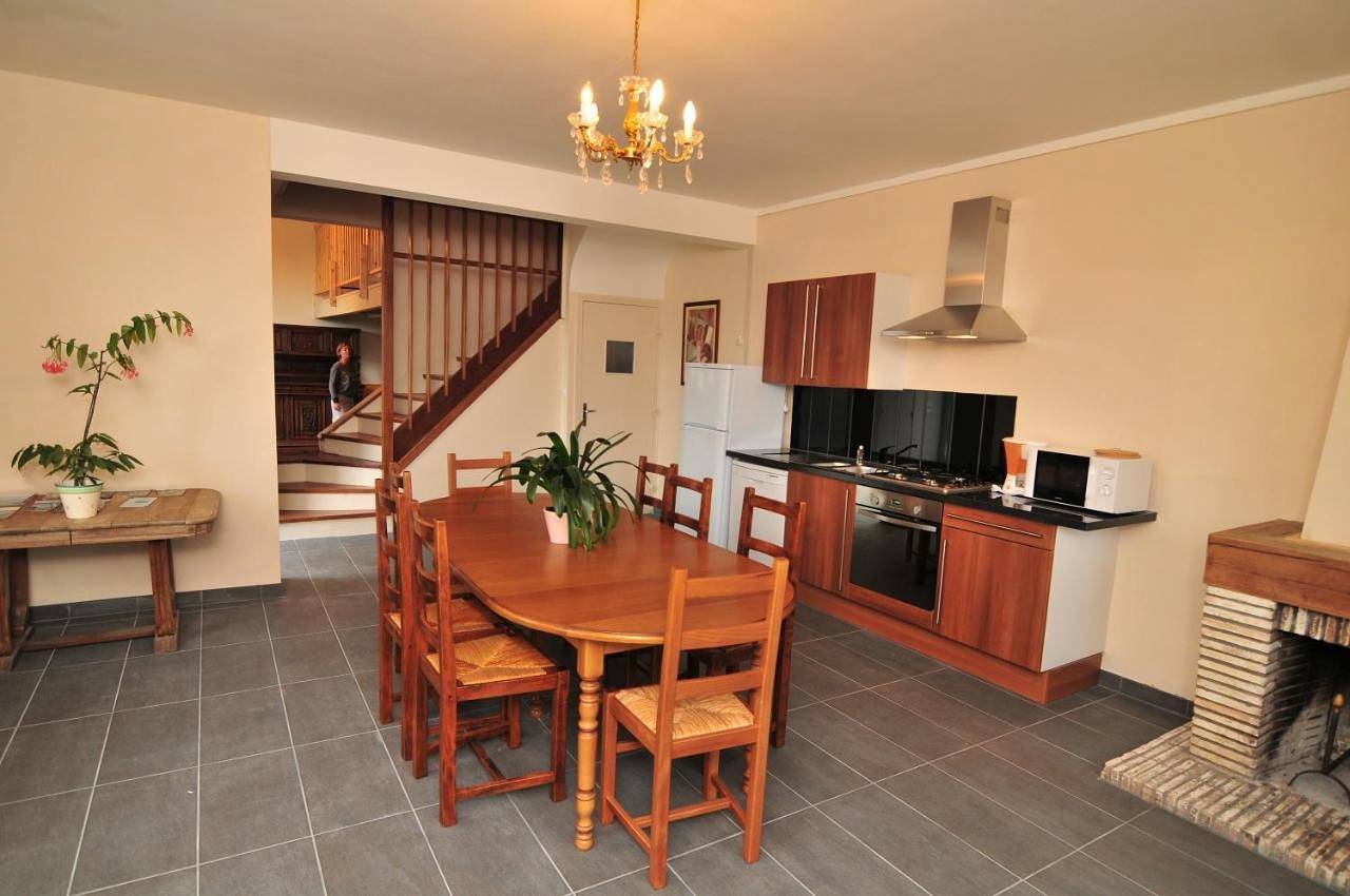 Three-Bedroom House in Airaines, Région d'Amiens