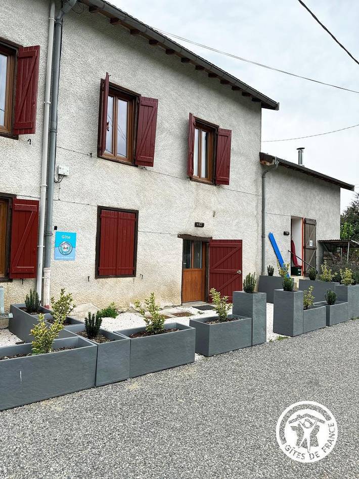 Gîte pour 4 personnes, avec jardin à Miglos