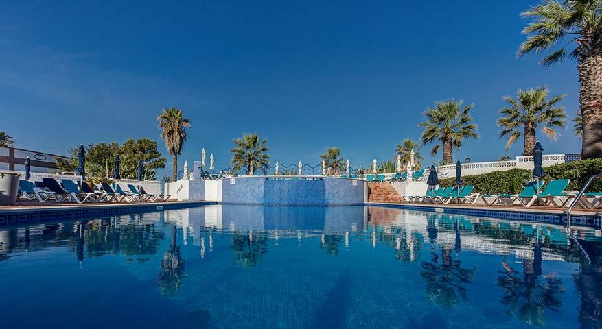 Ferienhaus für 6 Personen, mit Terrasse und Pool in Lagoa - 4