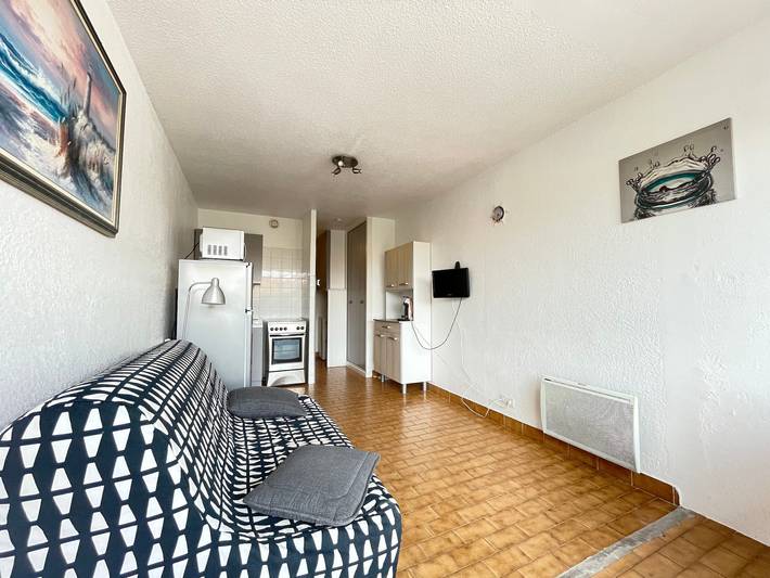 Gîte pour 4 personnes, avec jardin et terrasse dans Plage de La Corniche - 3