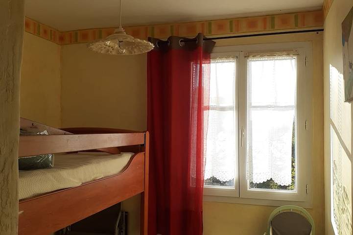 Gîte pour 4 personnes, avec Terrasse ainsi que Jardin et Piscine à Bonnieux - 3