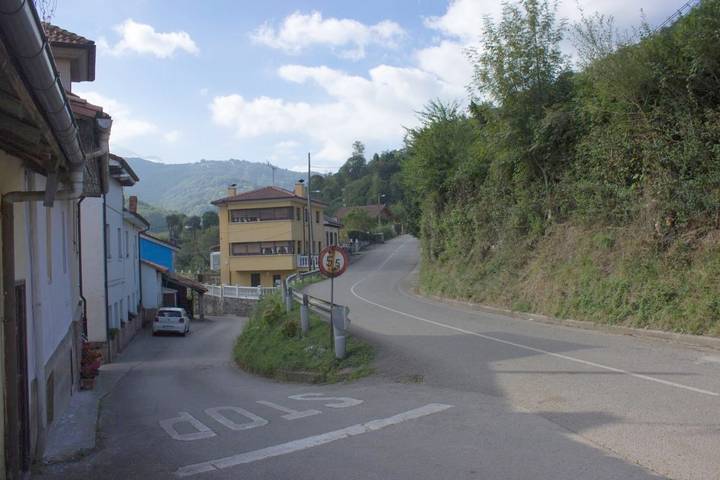 Hotel para 2 personas, con terraza y vistas en Comarca del Caudal - 2