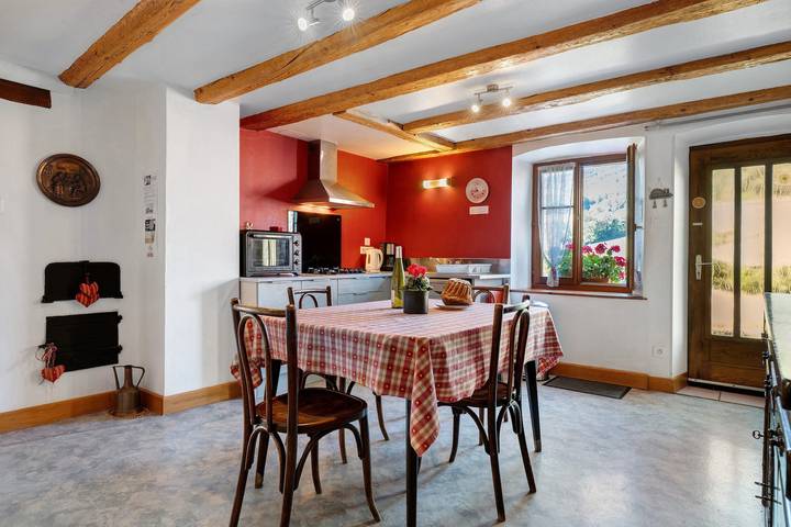 Cottage 'Gîte Sur Le Mont' mit Bergblick, privater Terrasse und WLAN in Lapoutroie, Regionaler Naturpark Belchen der Vogesen