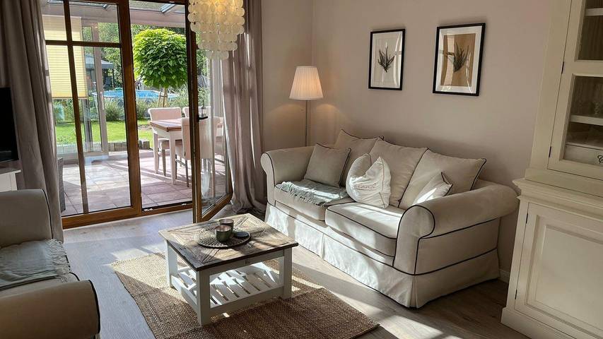 Ferienwohnung für 3 Personen, mit Terrasse und Garten in Heide Park