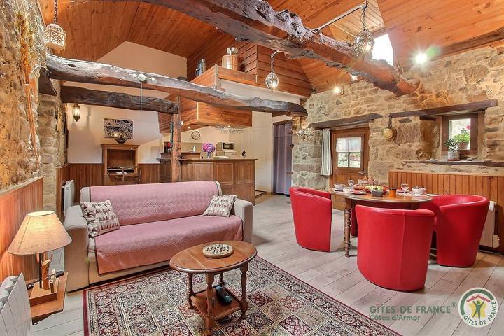 Gîte pour 2 personnes, avec terrasse et jardin - 1