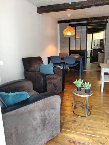 Gîte pour 4 personnes, avec terrasse et vue à Seix