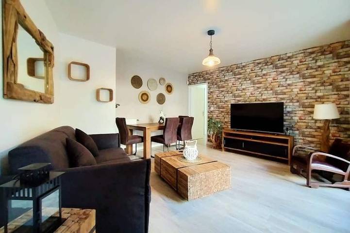 Apartamento de vacaciones para 8 personas, con piscina además de jardín y terraza - 1