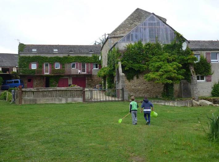 Gîte pour 7 personnes, avec vue et jardin à Plougoulm - 4