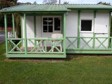 Gîte pour 2 personnes, avec terrasse et piscine à La Chapelle-devant-Bruyères