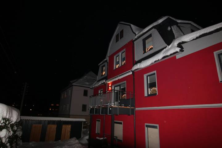 Ganze Wohnung, Ferienwohnung Am Bärenstein" mit Balkon und Wlan in Bärenstein, Erzgebirge
