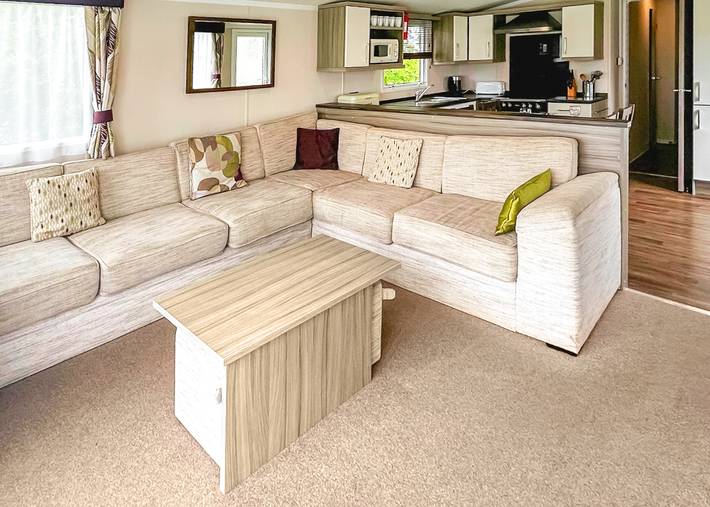 Caravan for 6 people on the Isle of Wight