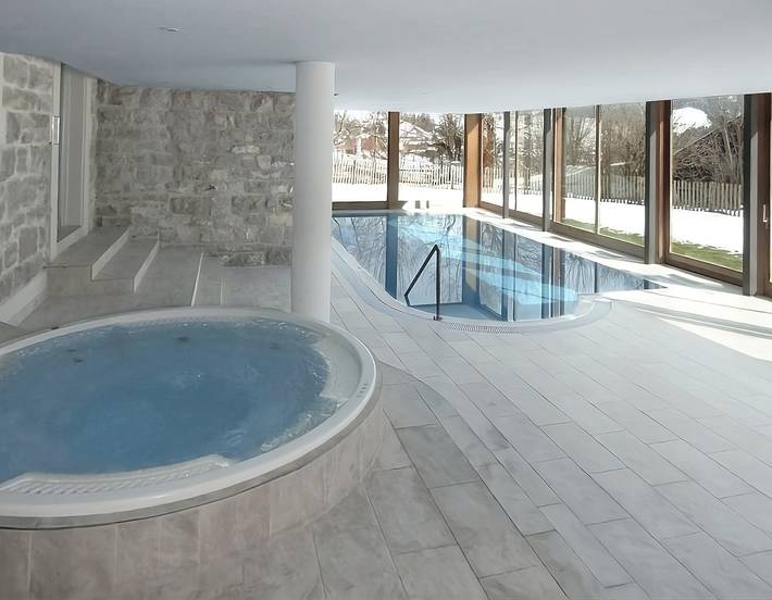 Ferienwohnung für 8 Personen, mit Sauna und Balkon/Terrasse sowie Ausblick in Waadt
