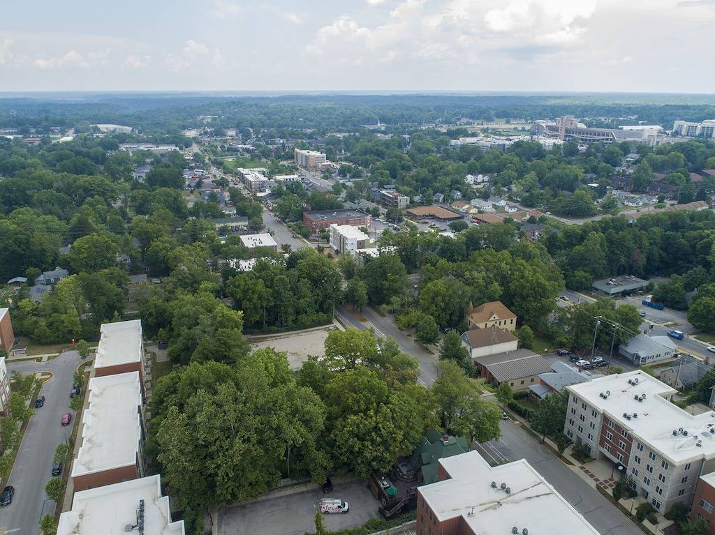 Luxury vacation rental in the heart of Bloomington and the Iu campus in Bloomington (IN), Monroe County (IN)