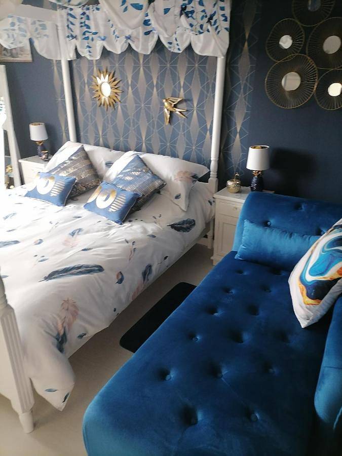 Bed & breakfast voor 3 personen, with uitzicht and terras as well as tuin - 1