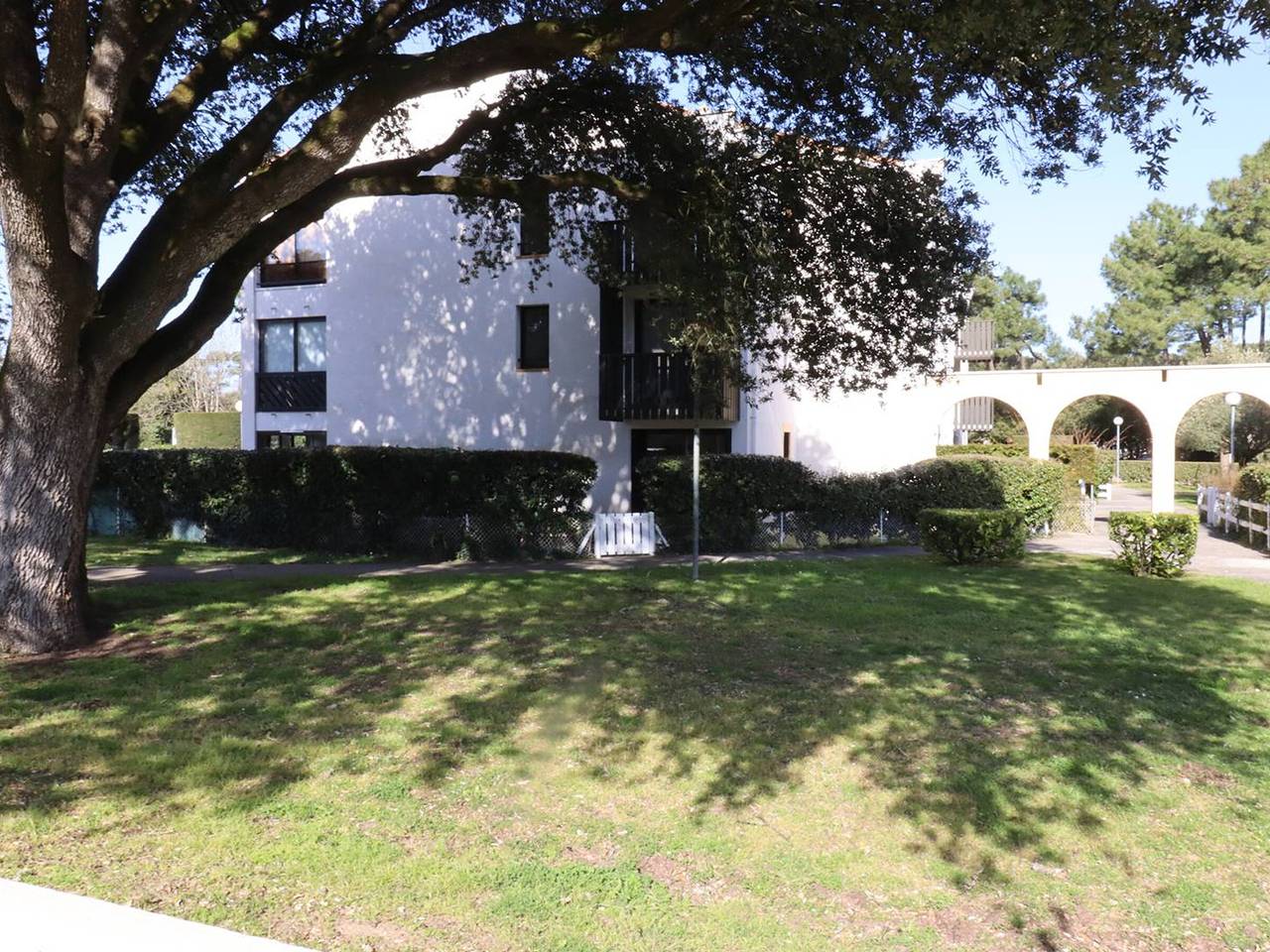 Apartamento entero, Estudio acogedor cerca del mar y del bosque, con aparcamiento seguro in Saint-Georges-de-Didonne, Region de Rochefort