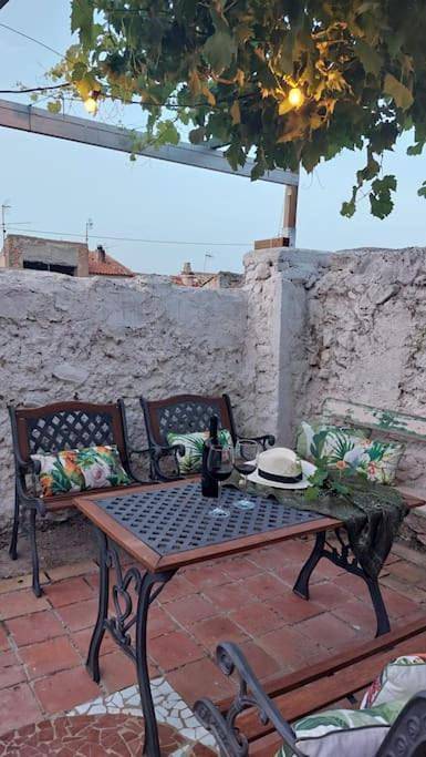 Casa de vacaciones para 8 personas, con piscina además de vistas y jardín, Familias con niños en Corredor De Almansa - 3