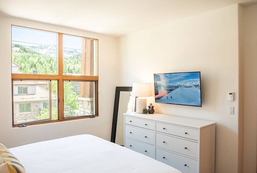 Ganze Wohnung, Ski in/Ski Out Luxury Condo in the Core of Mountain Village Telluride in Mountain Village, Telluride Ski Resort