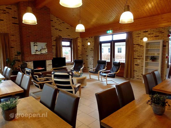 Ferienhaus für 16 Personen, mit Terrasse und Balkon/Terrasse in Ellemeet - 2