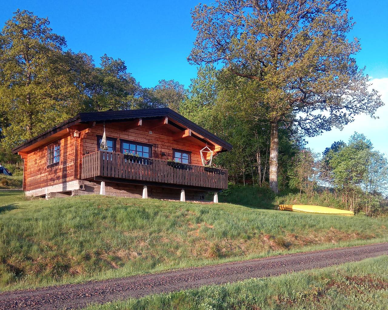 Wikinger-Ferienhaus mit Seeblick und hervorragenden Angelmöglichkeiten in Varberg, Halland