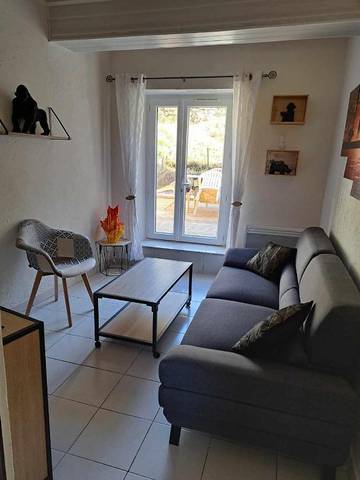 Gîte pour 4 personnes, avec jardin et terrasse dans Nicole
