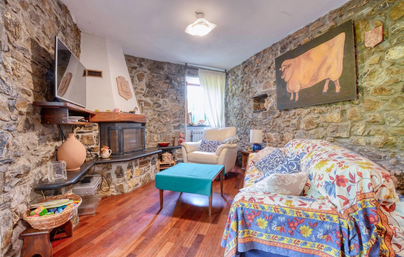 Cozy Apartment with Terrace, Parking - Near Camposoprano in Moneglia, Riviera di Levante