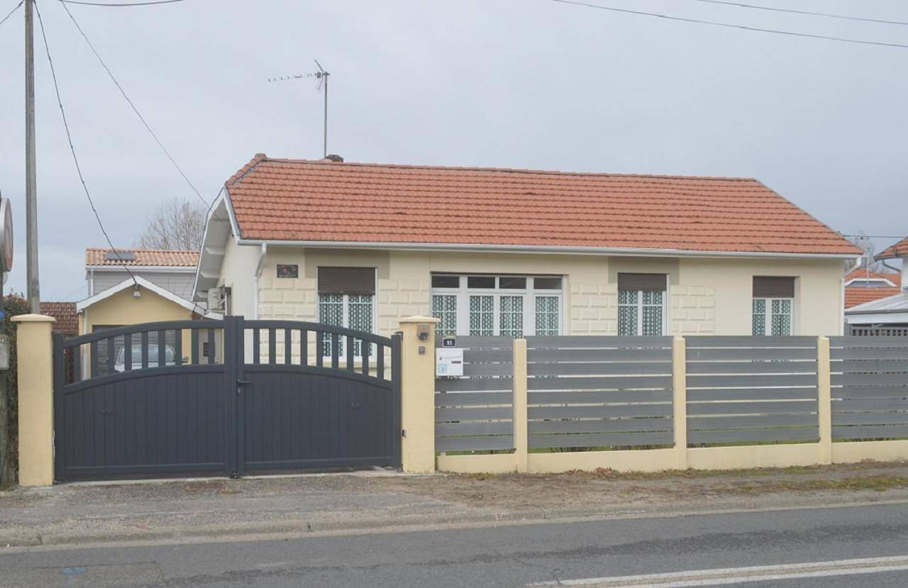 Deluxe Double Room with Shower in Andernos-les-Bains, Région d'Arcachon
