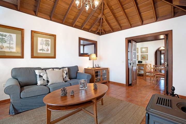 Casa vacacional 'Casa Rural La Caldera' con vistas al mar, piscina y Wi-Fi in Las Indias, Fuencaliente de La Palma