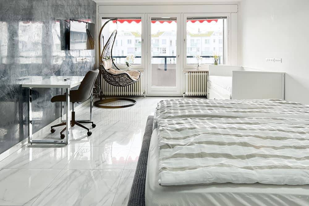 Entire apartment, Modern apartment with style in city location in Karlsruhe, Rhine Plain