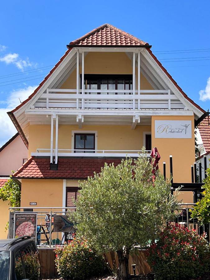 Small Double Room in Schweigen-Rechtenbach, Arrondissement de la Route-du-Vin-du-Sud
