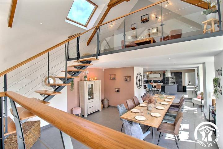 Gîte pour 12 personnes, avec jardin et jacuzzi - 1