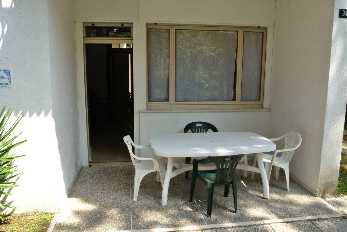Appartement entier, Appartement de vacances pour 6 personnes avec jardin in Lignano Pineta, Lignano Sabbiadoro