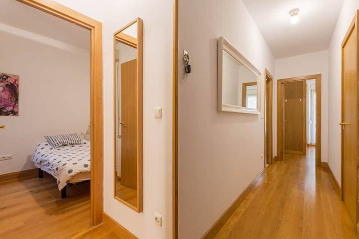 Entire apartment, Zurriola Surf Beach. Optional parking. Ess00856 in Zurriola (San Sebastian), San Sebastian